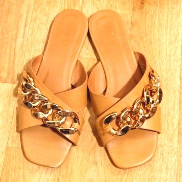 Bamboo Tan Gold Large Link Sandals Sz 8 - Picture 1 of 6